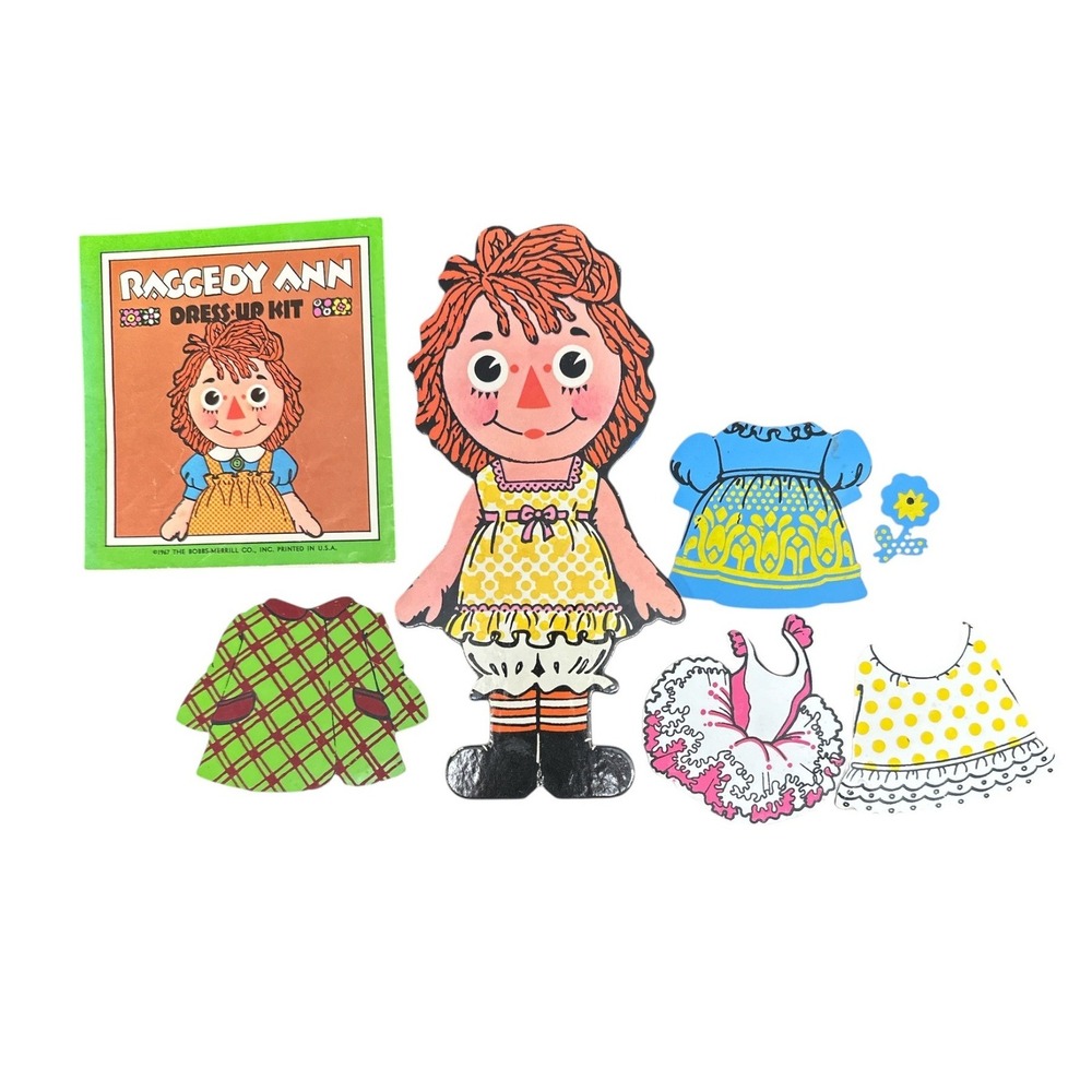 Vintage 1967 Raggedy Ann Dress-Up Kit Colorforms Incomplete Set Toy Collectible